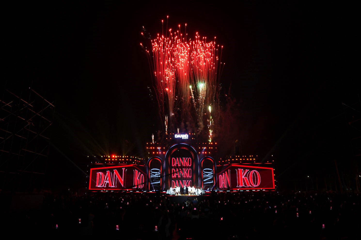 "Mùa thu cho em” - Món quà âm nhạc đặc biệt tri ân khách hàng tại Danko Riverside